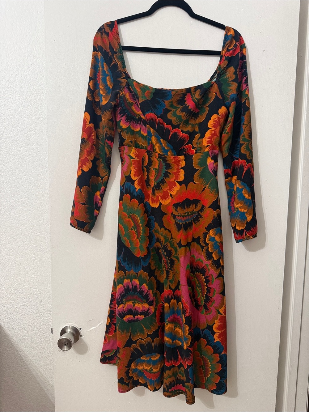 FARM Rio Multicolor Floral Scoop-Neck Long Sleeve Dress